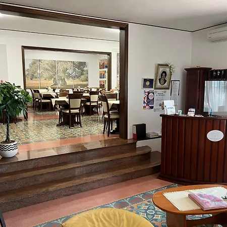 Hotel Villa Giovanna-2
